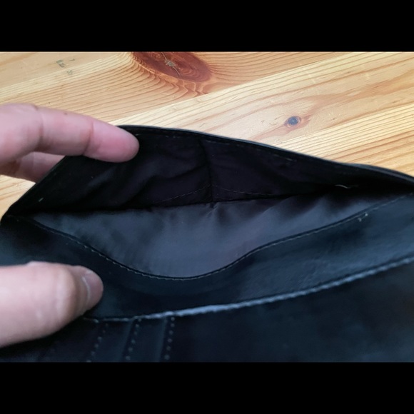 🌸GUESS wallet🌸 - Picture 12 of 15